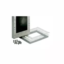 Complemento Inox montaje equipo natación contracorriente en piscina liner