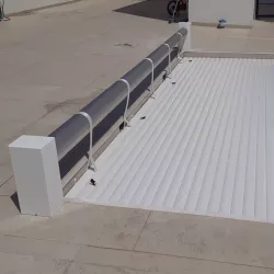 Cubierta automática flotante de lamas modelo Element de 9 x 5 m