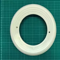 Anneau de finition du projecteur avec vis