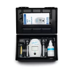 HANNA Checker HI779 digitale pH tester, meting van 6,5 tot 8,5, inclusief cuvetten en reagentia voor 100 tests
