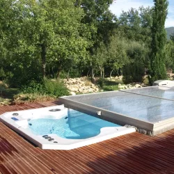 Cubierta extraplana para piscina modelo 6 de 8 x 4 motorizada