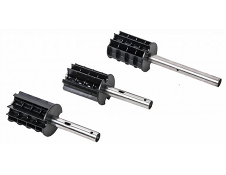 Lo ZODIAC 30 XA iQ pulisce fondo, pareti e linea di galleggiamento.