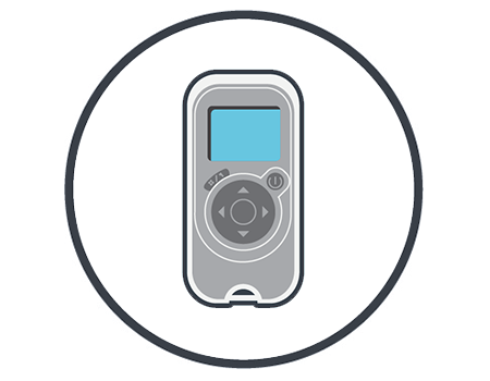 Este equipo incluye un mando a distancia para el control remoto de una serie de comandos: selección de ciclos, programas, retardo, dirección manual.