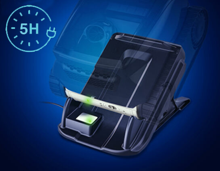 Cepillo helicoidal para un limpieza más eficaz de los residuos de la piscina.