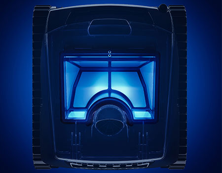 La tapa transparente y el filtr retroiluminado facilitan la visualización de los residuos recogidos por el filtro.