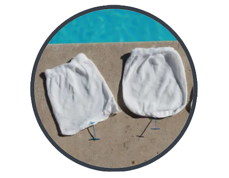 Sistema Clever Clean Dolphin Carrera 30 El sistema de escaneo utiliza un avanzado software de navegación. Gracias a él el robot realiza un preciso escaneo del tamaño de su piscina, lo que garantiza una cobertura óptima y una limpieza eficiente.